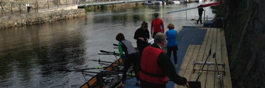 Launching boats at Tribesmen Rowing Club, Galway