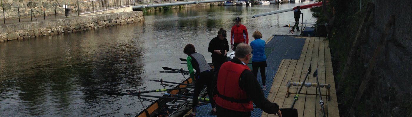 Launching boats at Tribesmen Rowing Club, Galway