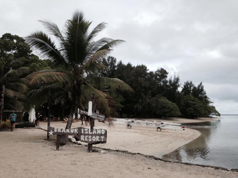 Erakor Island where we had breakfast on our pleasure row.