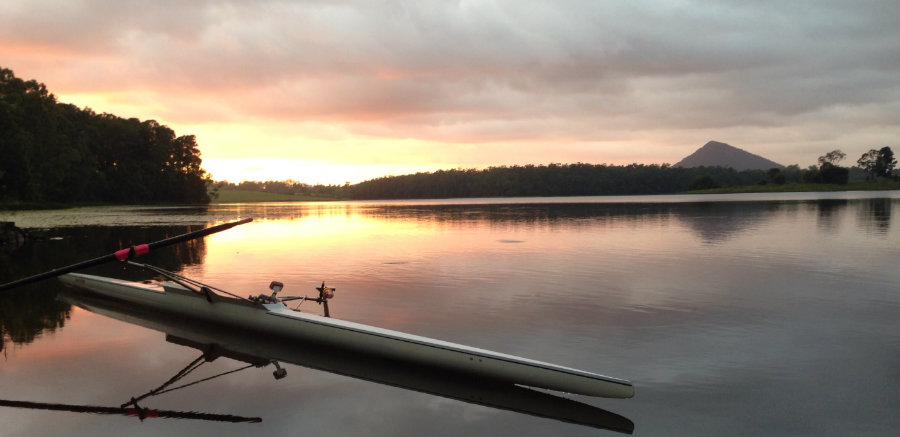 lake-macdonald-sunrise-900